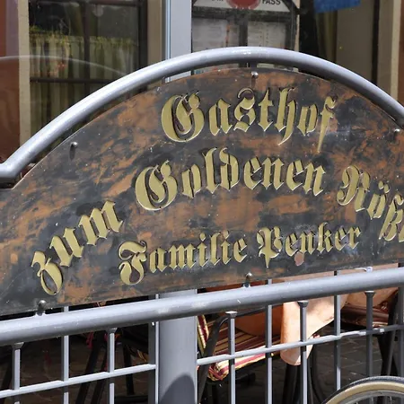 Zum Goldenen Roessl Hotel 3*